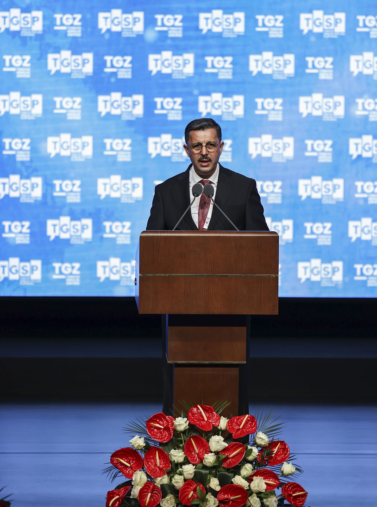 Son dakika... Cumhurbaşkanı Erdoğan Türkiye Gençlik Zirvesi\'nde konuştu: (2)