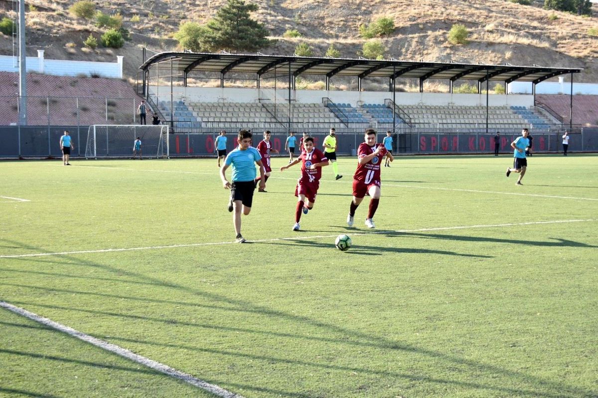 Elazığ\'da \'Konteyner Cup\' turnuvası başladı