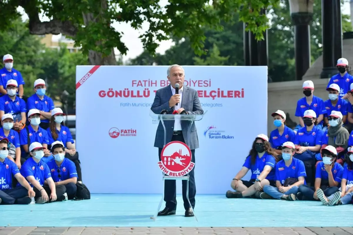 Fatih\'te gönüllü turizm elçileri göreve başladı