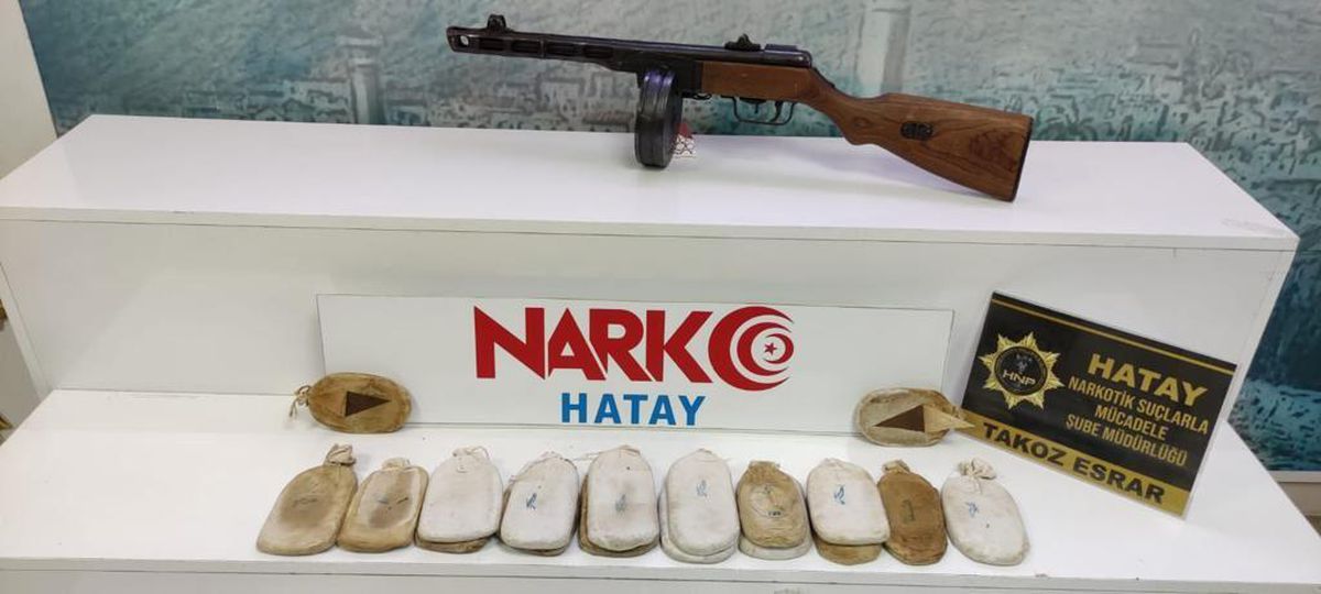 Hatay\'daki uyuşturucu operasyonunda 3 şüpheli yakalandı