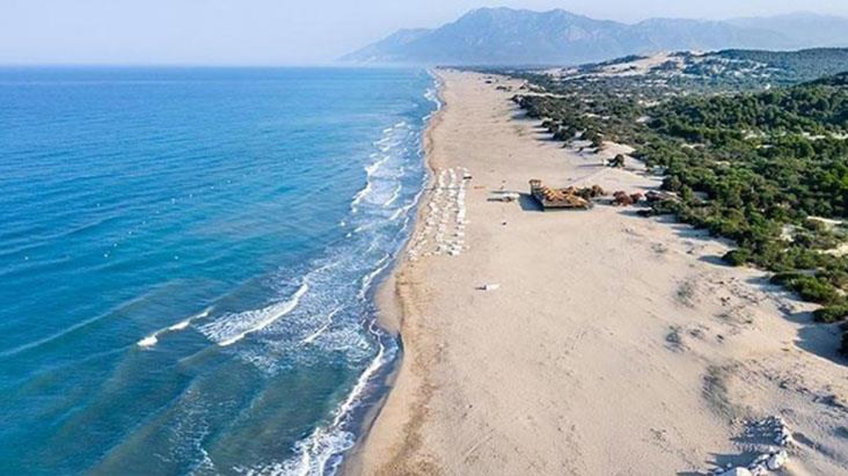 "Patara\'dan kum çalındı" iddialarına Kaş Kaymakamlığı\'ndan yanıt: Söylenenler asılsız