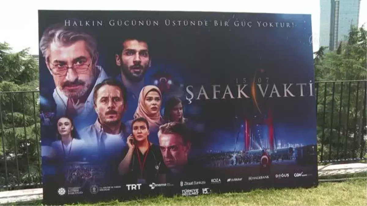 Oyuncuları "15/07 Şafak Vakti" filmini anlattı