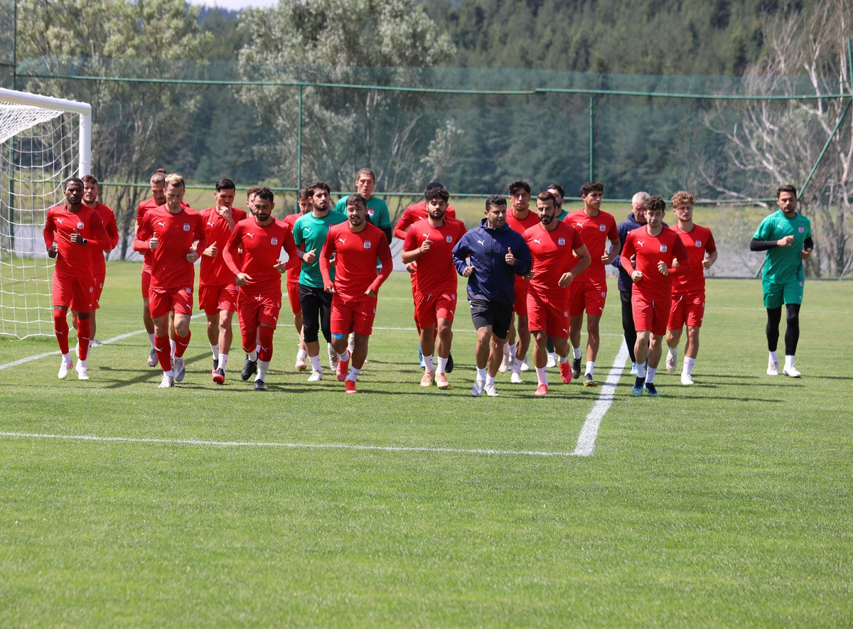 Sivasspor, yeni sezon hazırlıklarına Bolu\'da devam etti