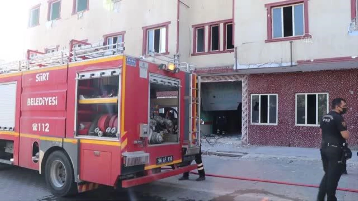 Son dakika haberleri... Yangın çıkan binada yakalanan 2 kişi hırsızlık yaptıkları iddiasıyla gözaltına alındı