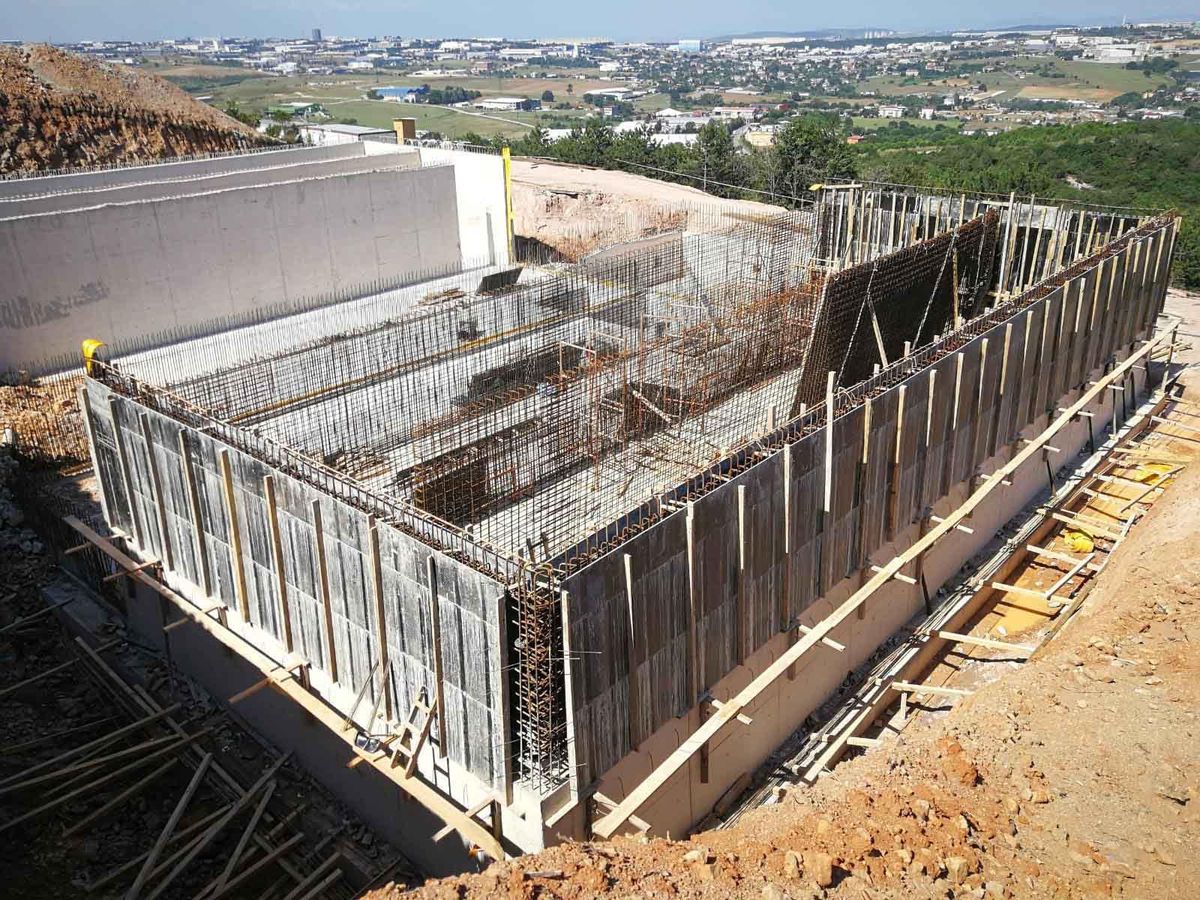 Gebze\'nin dört bir yanında altyapı çalışmaları sürüyor