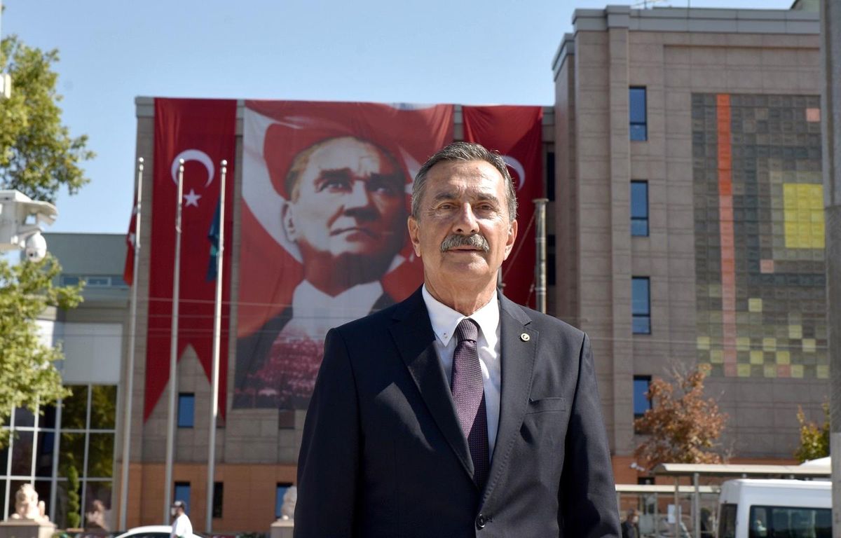 Başkan Ataç, "Türk milleti hiç bir otoriter gücün egemenliğini yok saymasına izin vermeyecektir"