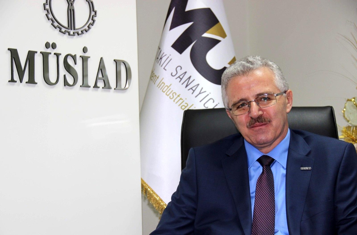 Başkan Nur: " O gece yaşananları unutmayacağız, unutturmayacağız"