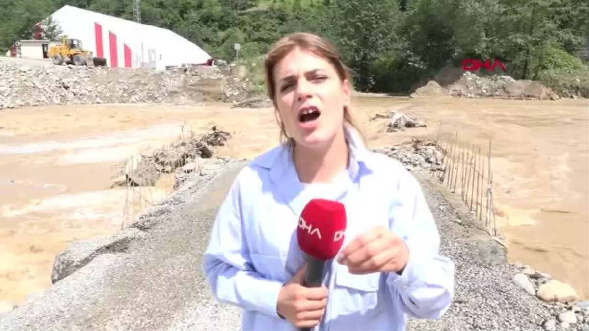 DOĞU KARADENİZ\'DE SAĞANAK ETKİLİ; MAHSUR KALAN 100 KİŞİ KURTARILDI