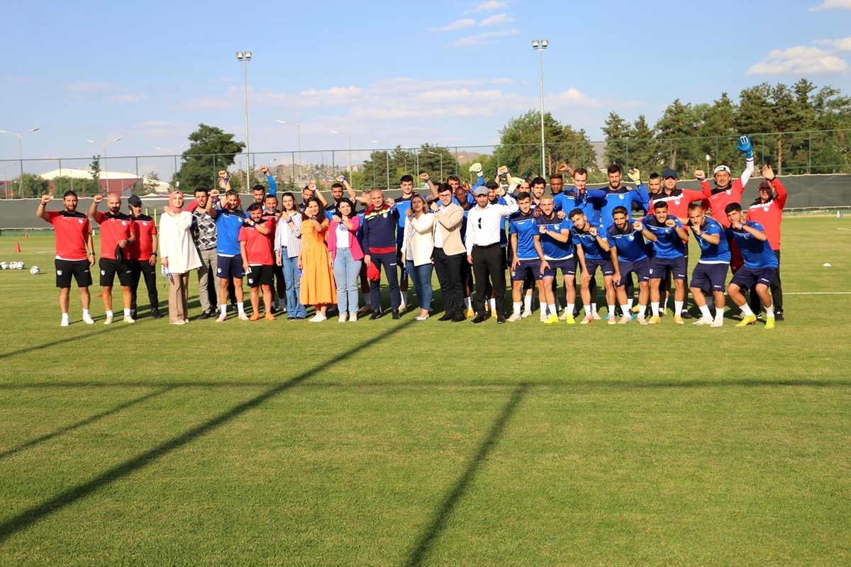 Erzurumspor\'dan çocuk istismarı ile mücadeleye tam destek
