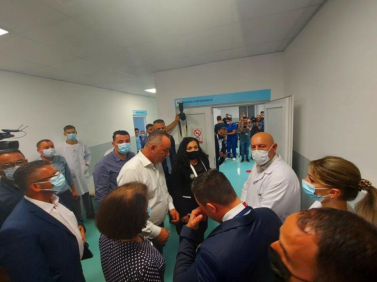 Kosova\'da bir kasabada bin 500 kişi zehirlendi