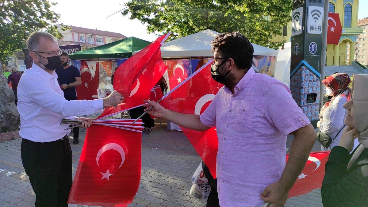 Kütahya\'da AK Parti\'den "Türkiye geçilmez" standı