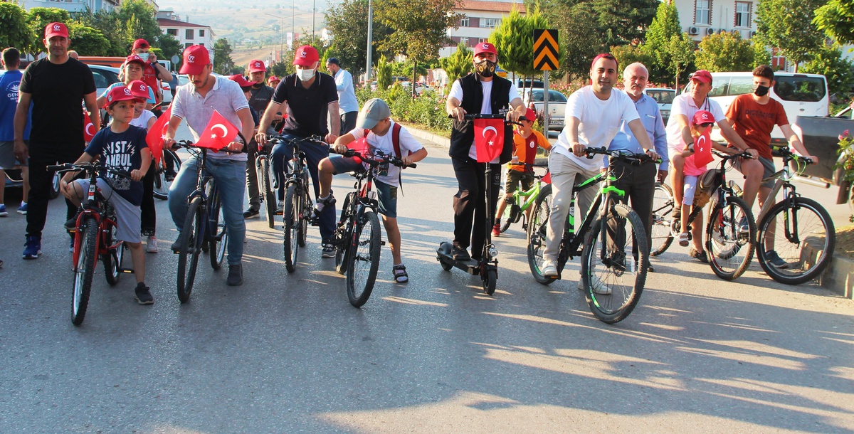 Taşova\'da 15 Temmuz Demokrasi ve Milli Birlik Günü etkinlikleri düzenlendi