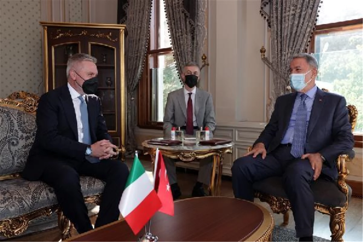Turkish Defense Minister Akar met with his Italian counterpart