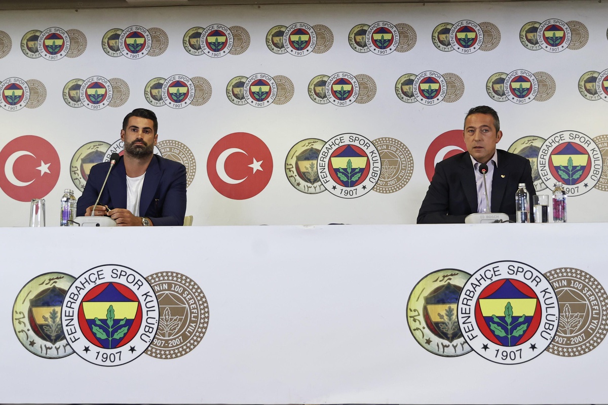 Volkan Demirel, Fenerbahçe\'ye veda etti