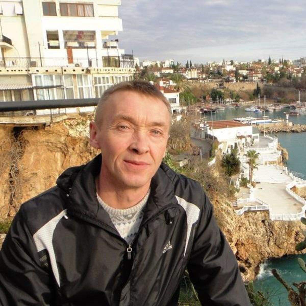Yerleşik Rus, yalnız yaşadığı evinde ölü bulundu
