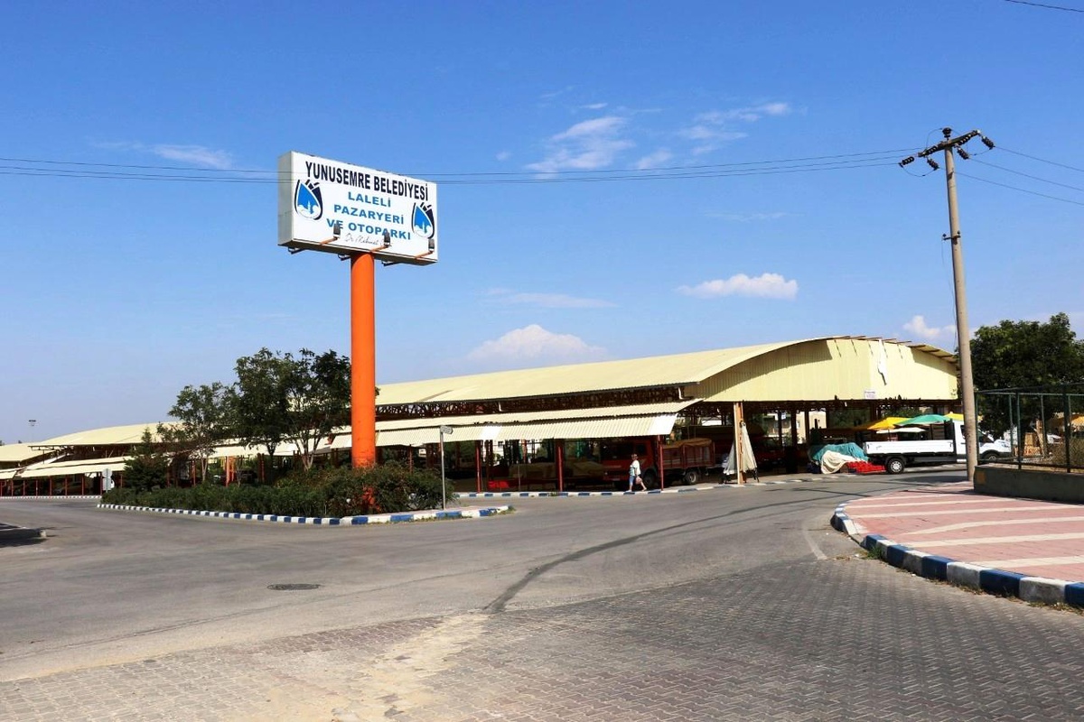 Yunusemre\'de arife günü iki yerde pazar kurulacak