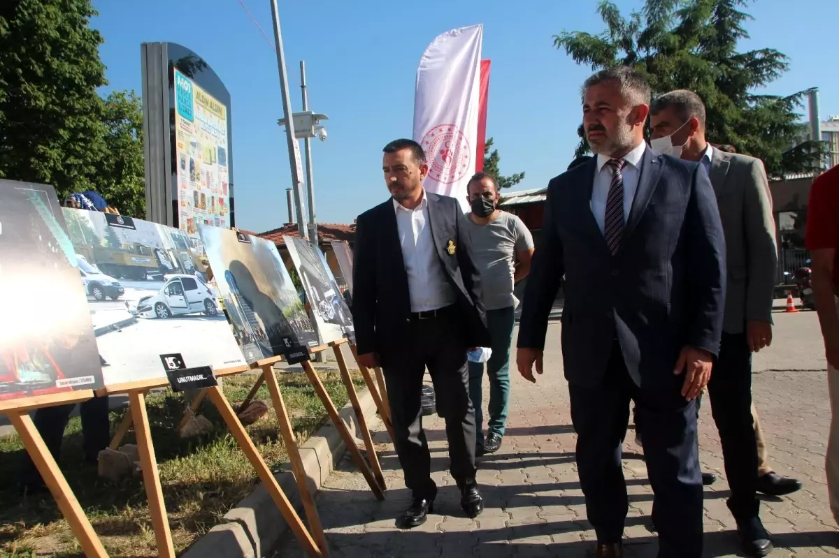 15 Temmuz nedeniyle yerli ve milli savunma sanayi ürünleri ile zırhlı araçlar sergilendi