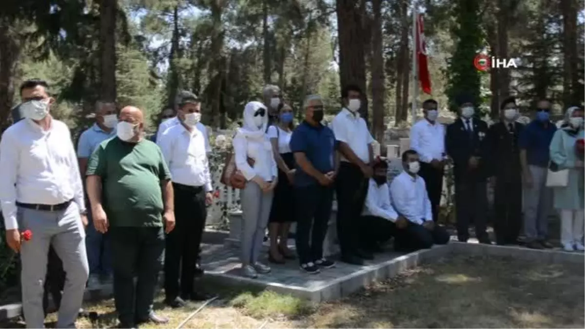 15 Temmuz Şehidi Ağaroğlu, mezarı başında anıldı