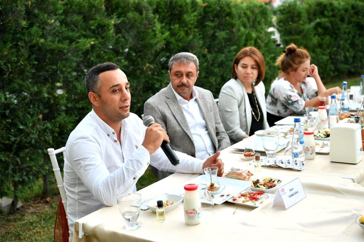 Son dakika haberi... 15 Temmuz Şehit aileleri ve Gaziler onuruna yemek