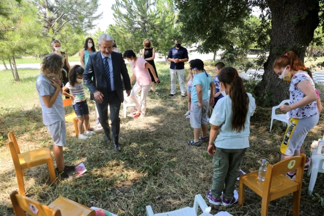 Başkan Erdem, çocukların eğlencesine ortak oldu