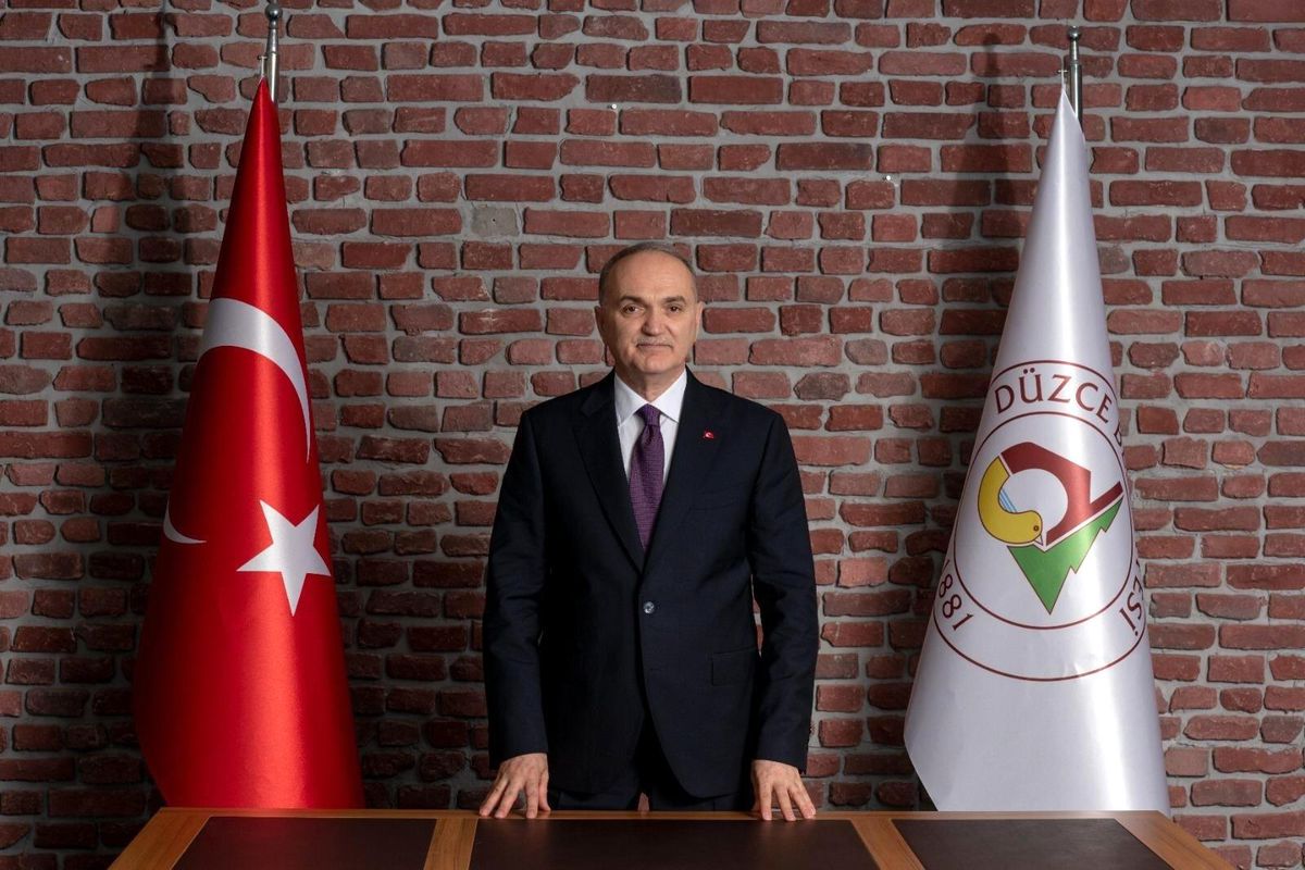 Başkan Özlü "Milletimiz darbecilerin oyunlarını bozdu"