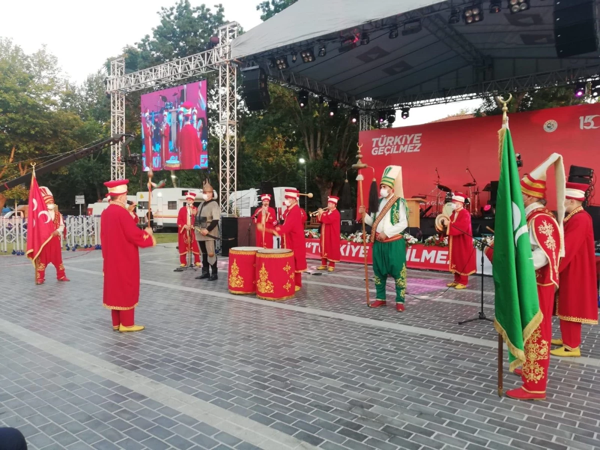 Son dakika... Beykoz\'da düzenlenen anma programında 15 Temmuz şehitleri anıldı