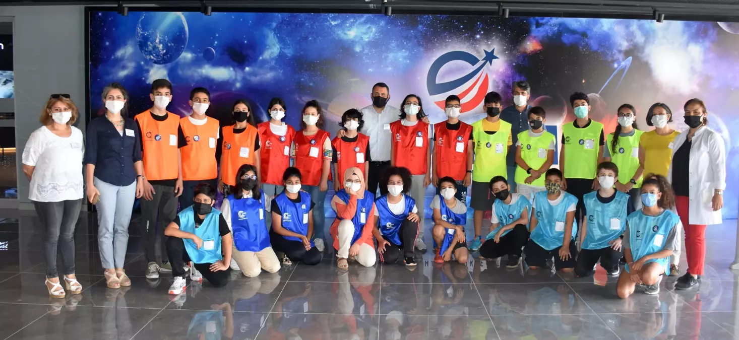 Bursa Çocuk Girişimci Merkezi\'nde geleceğin girişimcileri oyunla yetişiyor