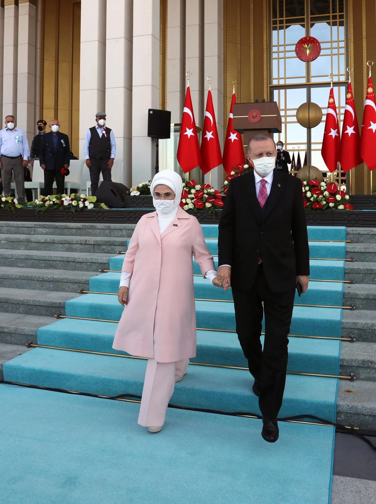 Cumhurbaşkanı Erdoğan, 15 Temmuz Demokrasi ve Milli Birlik Günü\'nde vatandaşlara hitap etti: (1)