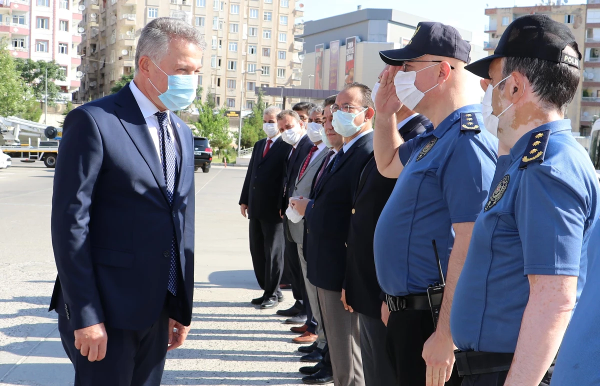 Son dakika... Diyarbakır Emniyet Müdürü Aşkın, görevine başladı