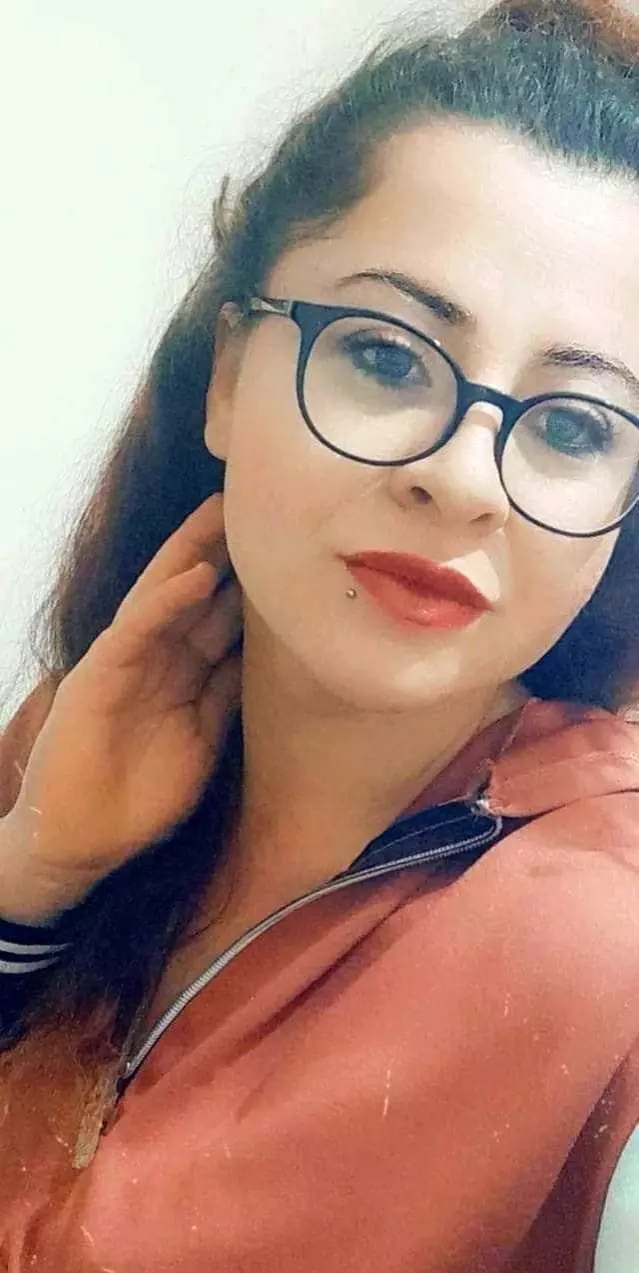 Trafikte sevgili dehşeti! Motosikletiyle ilerleyen kadın, kamyonetten açılan ateşle öldürüldü