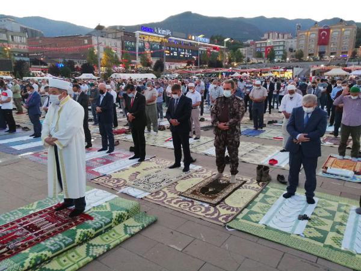 Karabük\'te, 15 Temmuz\'da meydan doldu