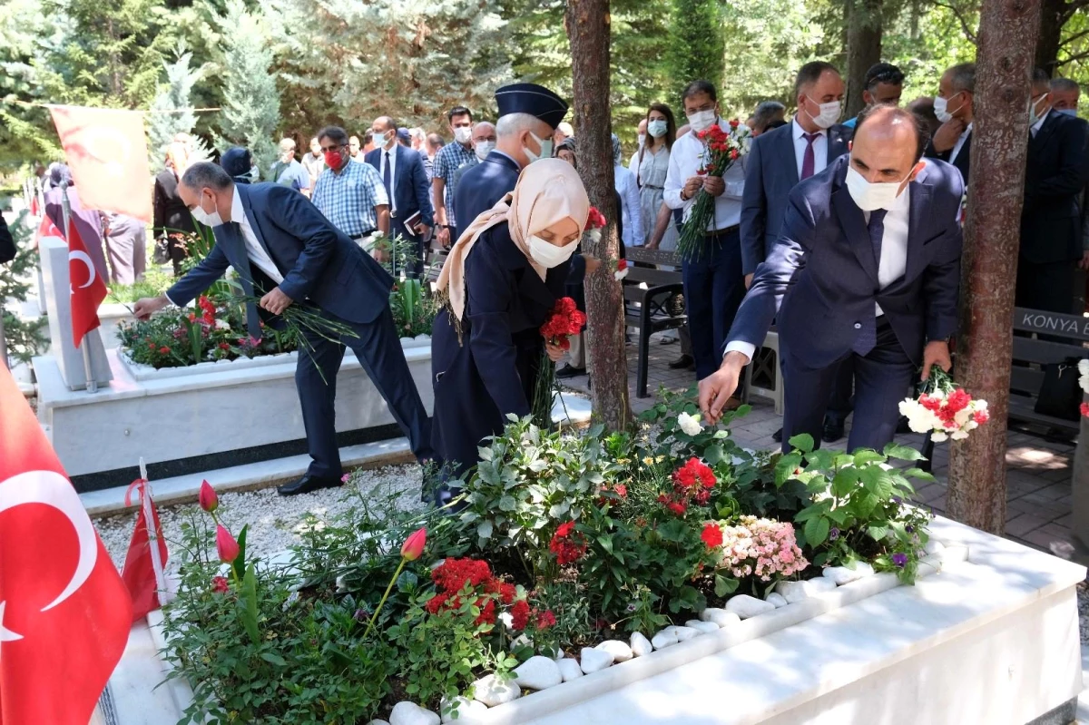 Son dakika haber: Konya\'da 15 Temmuz etkinliklerinde şehitler dualarla yad edildi