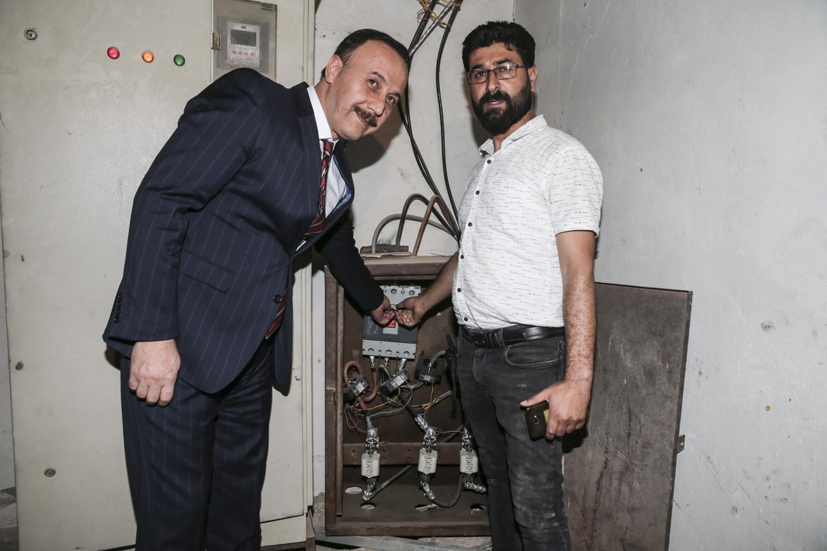 Türkiye\'den Barış Pınarı bölgesine kesintisiz elektrik