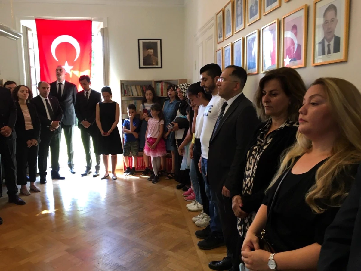 Türkiye\'nin Stockholm Büyükelçiliği\'nde 15 Temmuz şehitleri anıldı