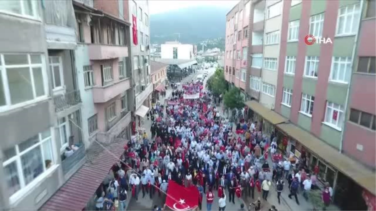 Vali Gürel: "Milletimiz bu karanlık gecenin sabahını aydınlığa çevirmiştir"