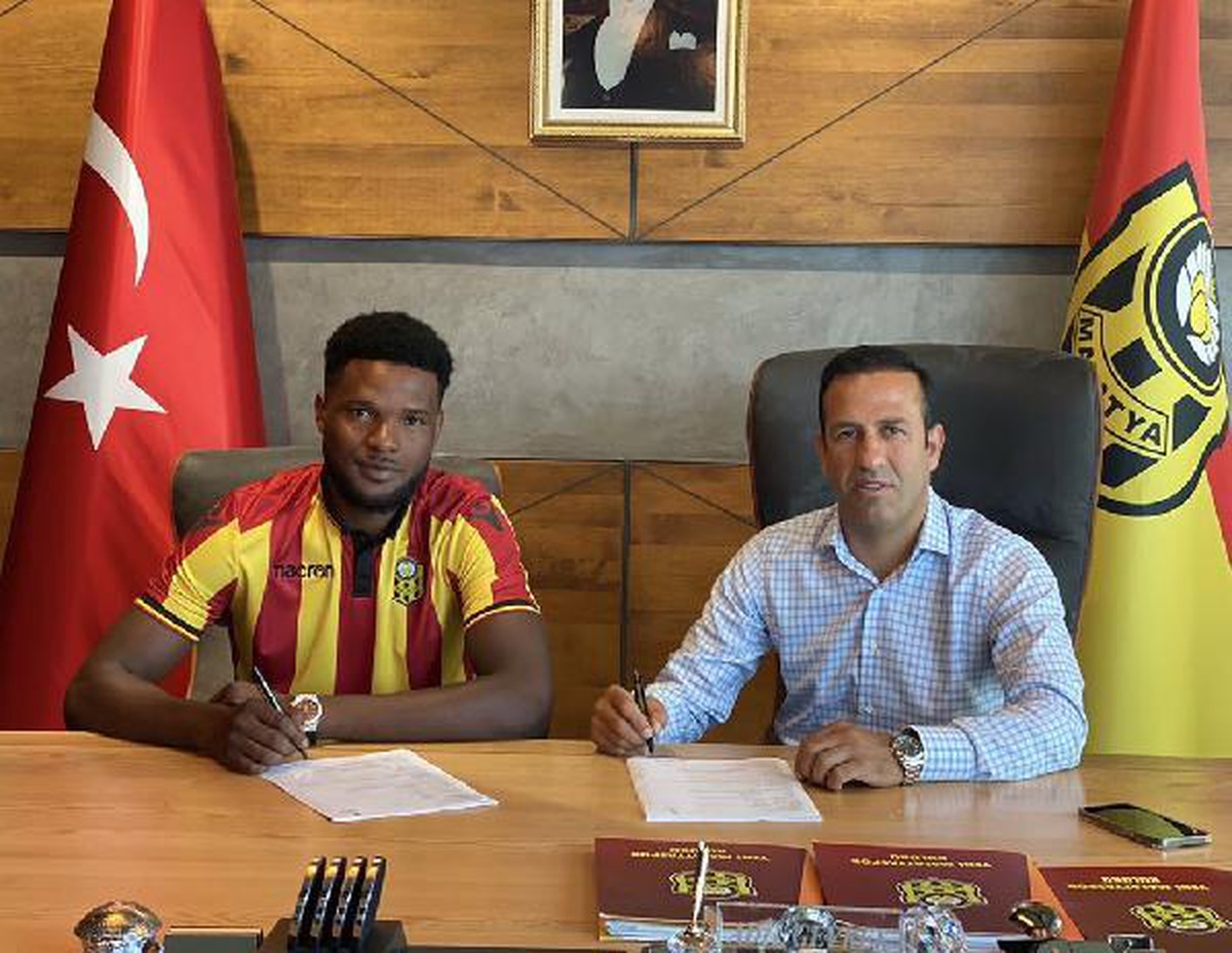 Yeni Malatyaspor, Tetteh ile 4 yıllık sözleşme imzaladı