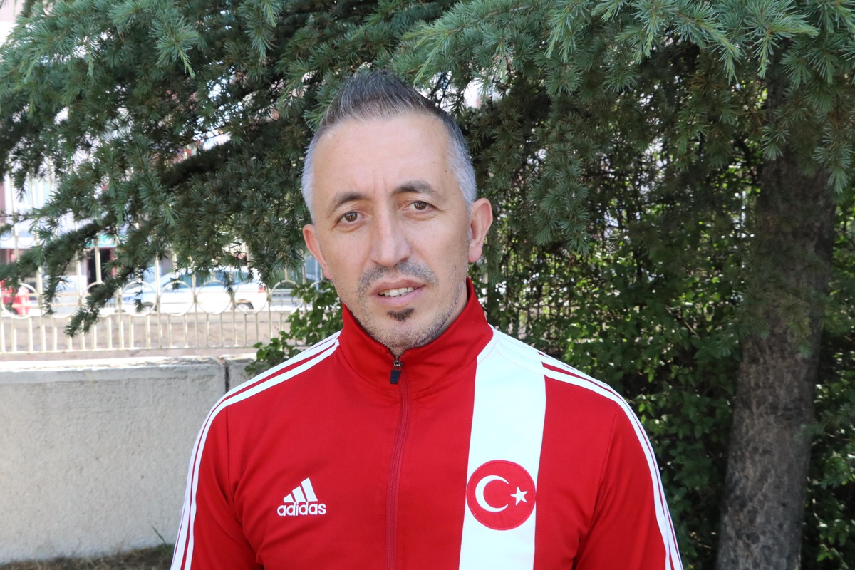 Son dakika haberleri... Yıldız Kadın Boks Milli Takımı madalyalarını şehitlere adadı