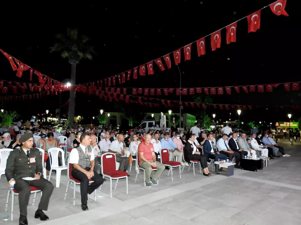 Son dakika haberi | 15 Temmuz şehitleri Çeşme\'de anıldı