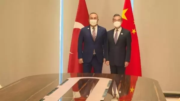 Bakan Çavuşoğlu, Çin Dışişleri Bakanı Yi ile görüştü Bakan Çavuşoğlu, Çin Dışişleri Bakanı Yi ile görüştü