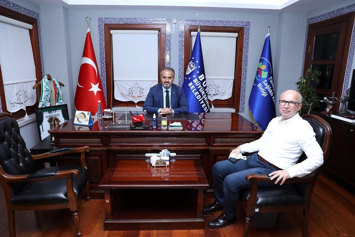 Başkan Aktaş\'ın kurban bağışı Kızılay\'a