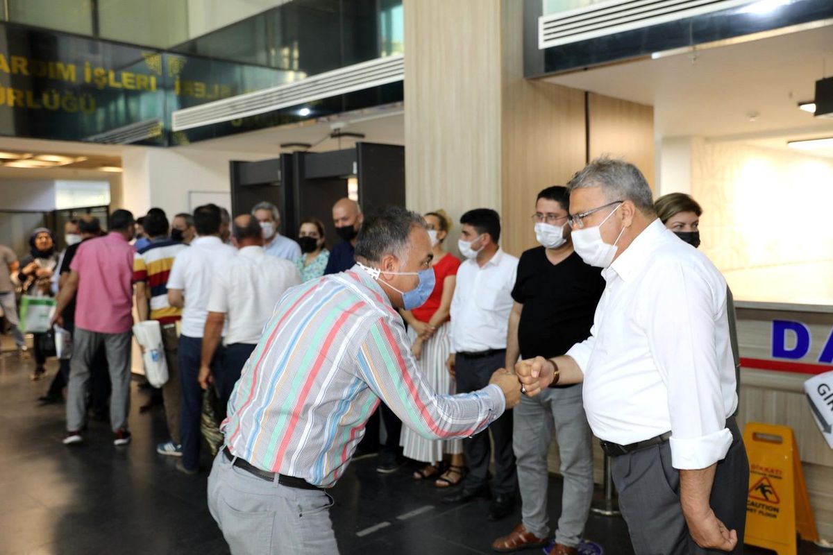 Başkan Çerçi belediye personeliyle bayramlaştı