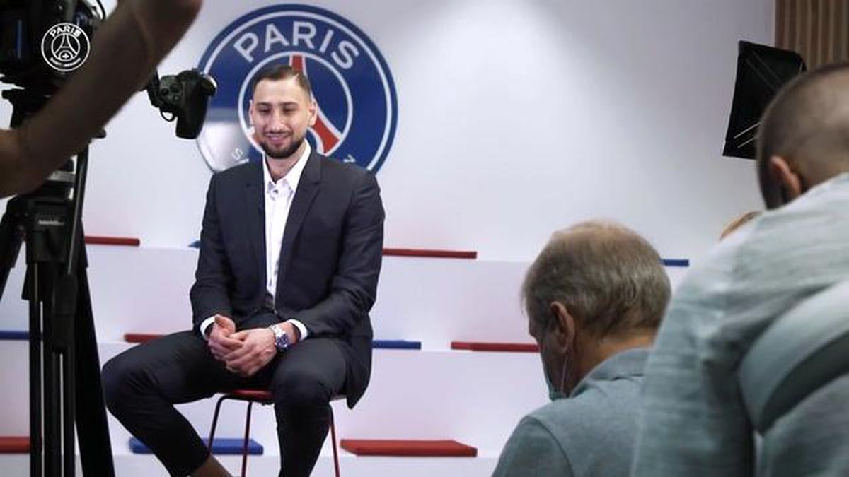 Donnarumma Paris Saint Germain\'de!