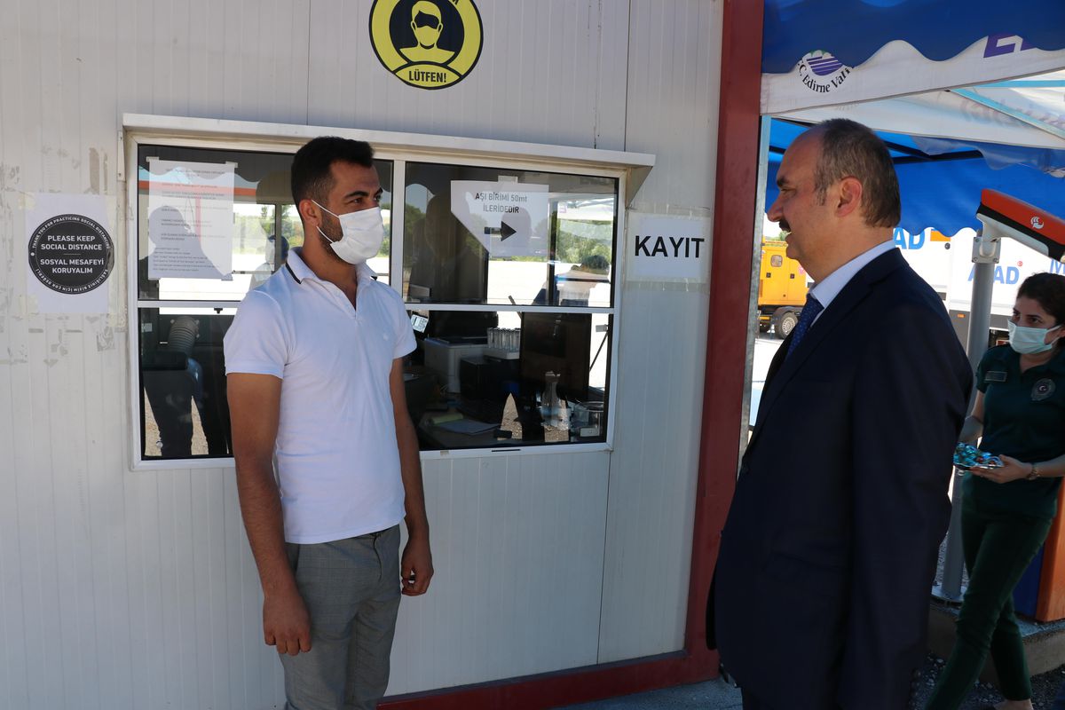 Edirne Valisi Canalp Kapıkule Sınır Kapısı\'nı ziyaret etti
