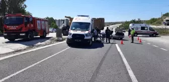 Hafriyat kamyonuna çarpan otomobilde 1 kişi öldü, 6 kişi yaralandı