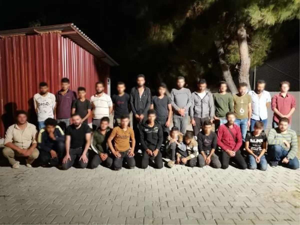 Hatay\'da 37 kaçak göçmen yakalandı; 4 organizatöre tutuklama