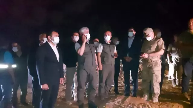 Son dakika... Hatay Valisi Doğan, yangın bölgesinde incelemelerde bulundu Son dakika... Hatay Valisi Doğan, yangın bölgesinde incelemelerde bulundu