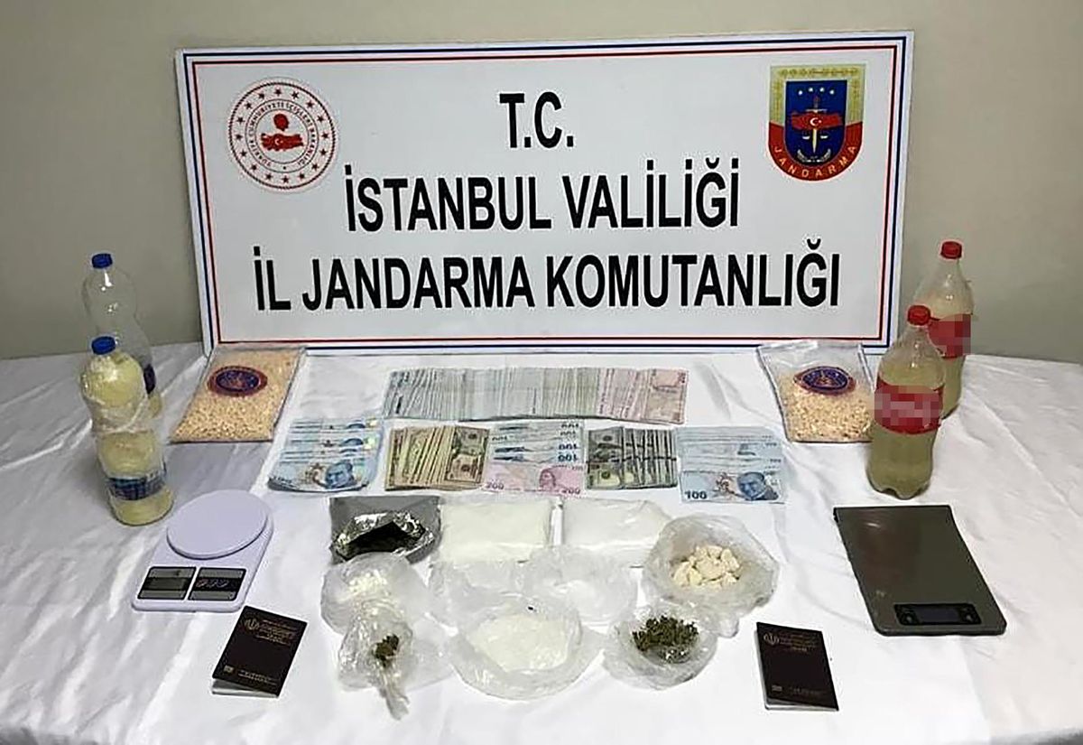 Son dakika haberleri... İstanbul\'da, jandarmanın uyuşturucu operasyonunda 1 şüpheli yakalandı