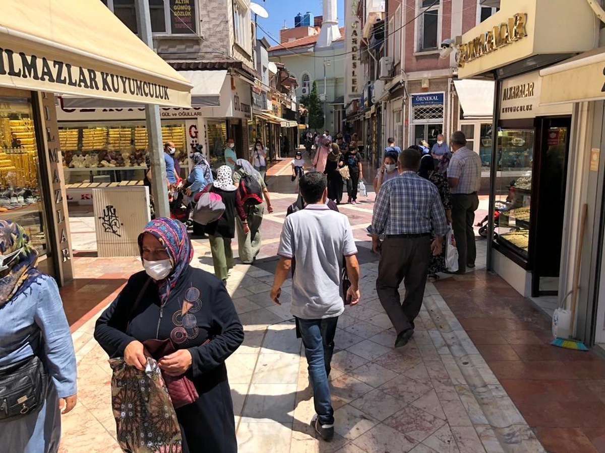 Kuyumcu esnafında yüzler gülmeye başladı