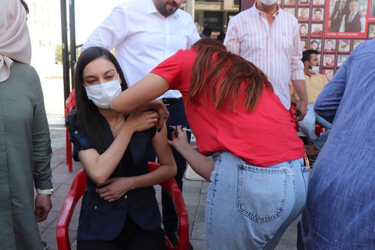 Midyat\'ta aşılama seferberliği sürüyor