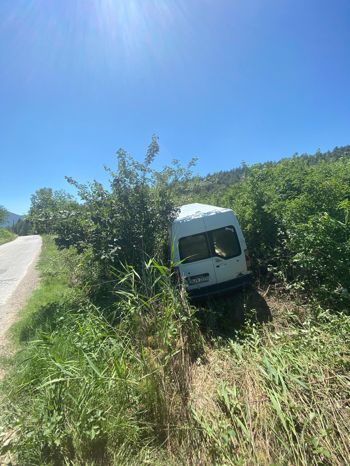 Taraklı\'da trafik kazaları: 2 yaralı